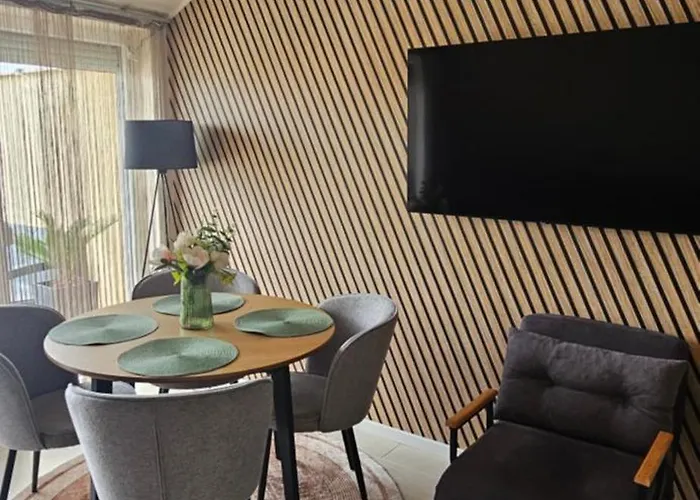 Hétvezér Penthouse Appartamento *