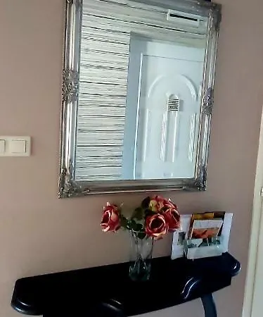 Апартаменты Hetvezer Penthouse