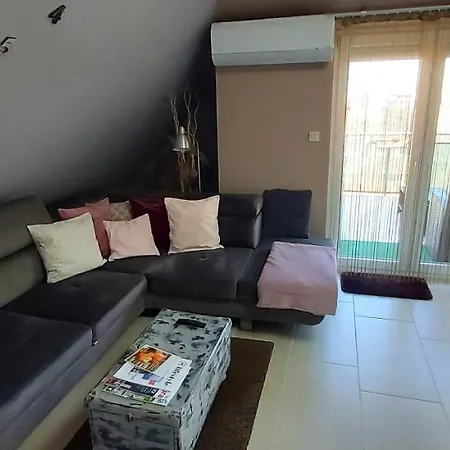 Hetvezer Penthouse Апартаменты Сегед